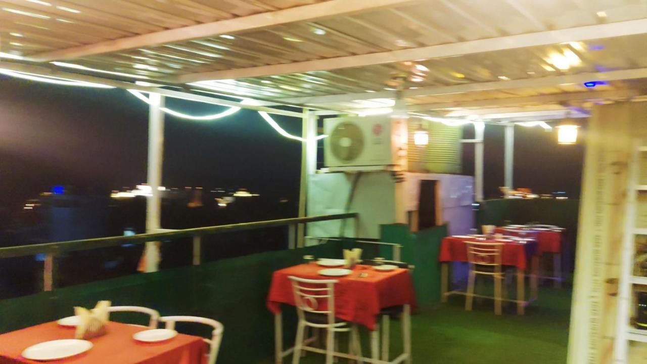 The Royal Lake View Villa Udaipur Eksteriør bilde