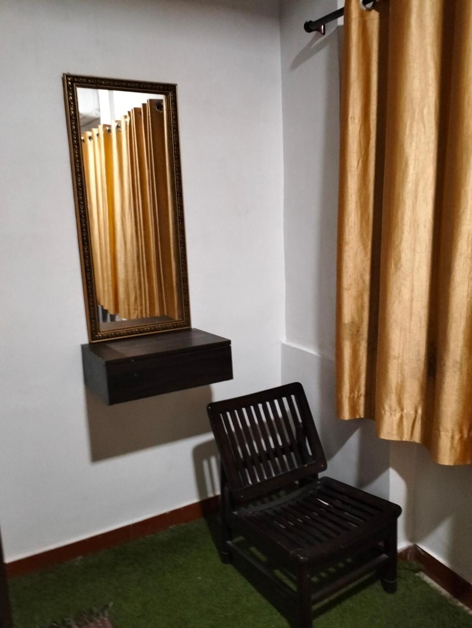 The Royal Lake View Villa Udaipur Rom bilde