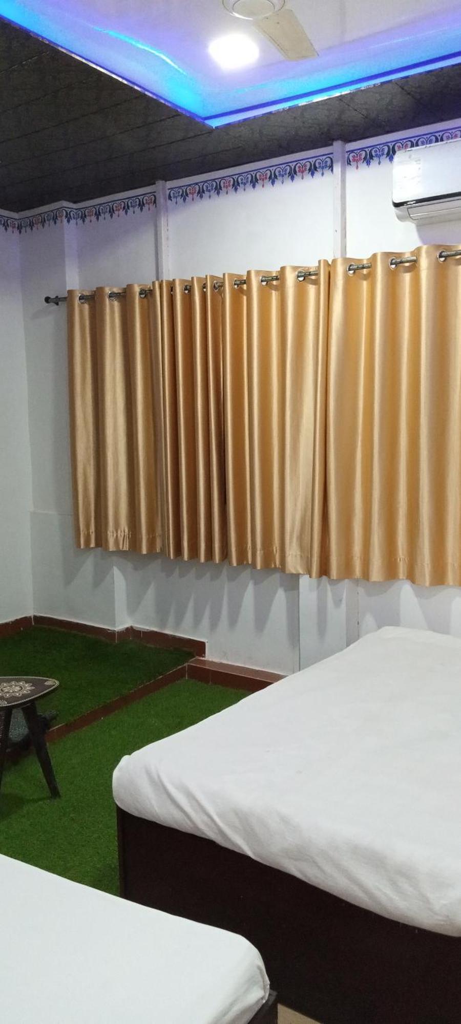 The Royal Lake View Villa Udaipur Rom bilde